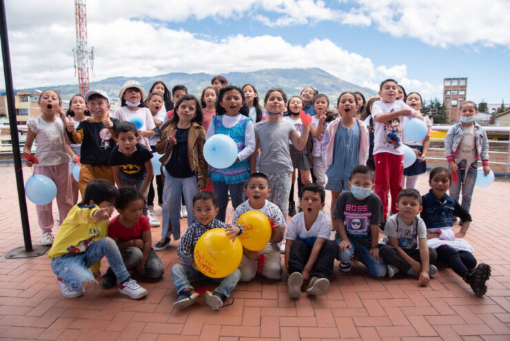 Niños participantes del biblioencuentro familiar
